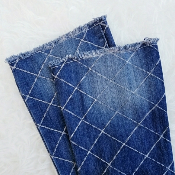 Almost Famous Stitch Pattern Jeans - Picture 8 of 11